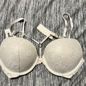 Victoria secret bombshell